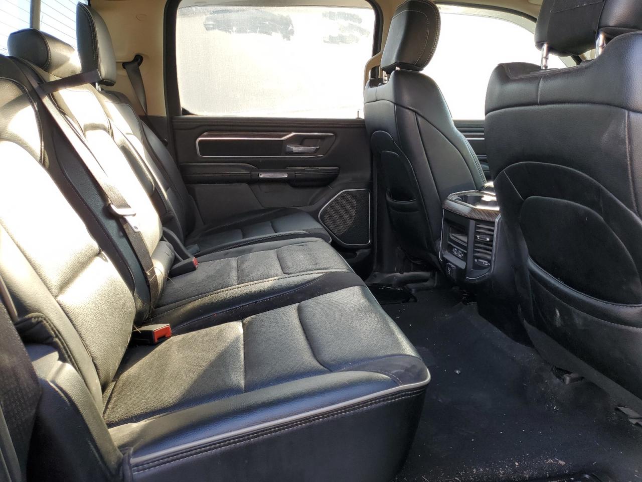 2020 RAM 1500 - Image 10