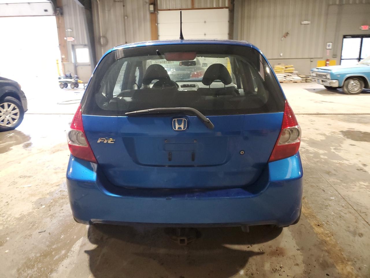 2008 Honda Fit VIN: JHMGD38438S010340 Lot: 76193414