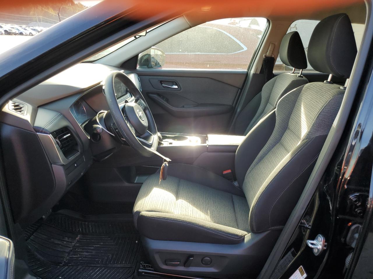 2021 Nissan Rogue - Image 7