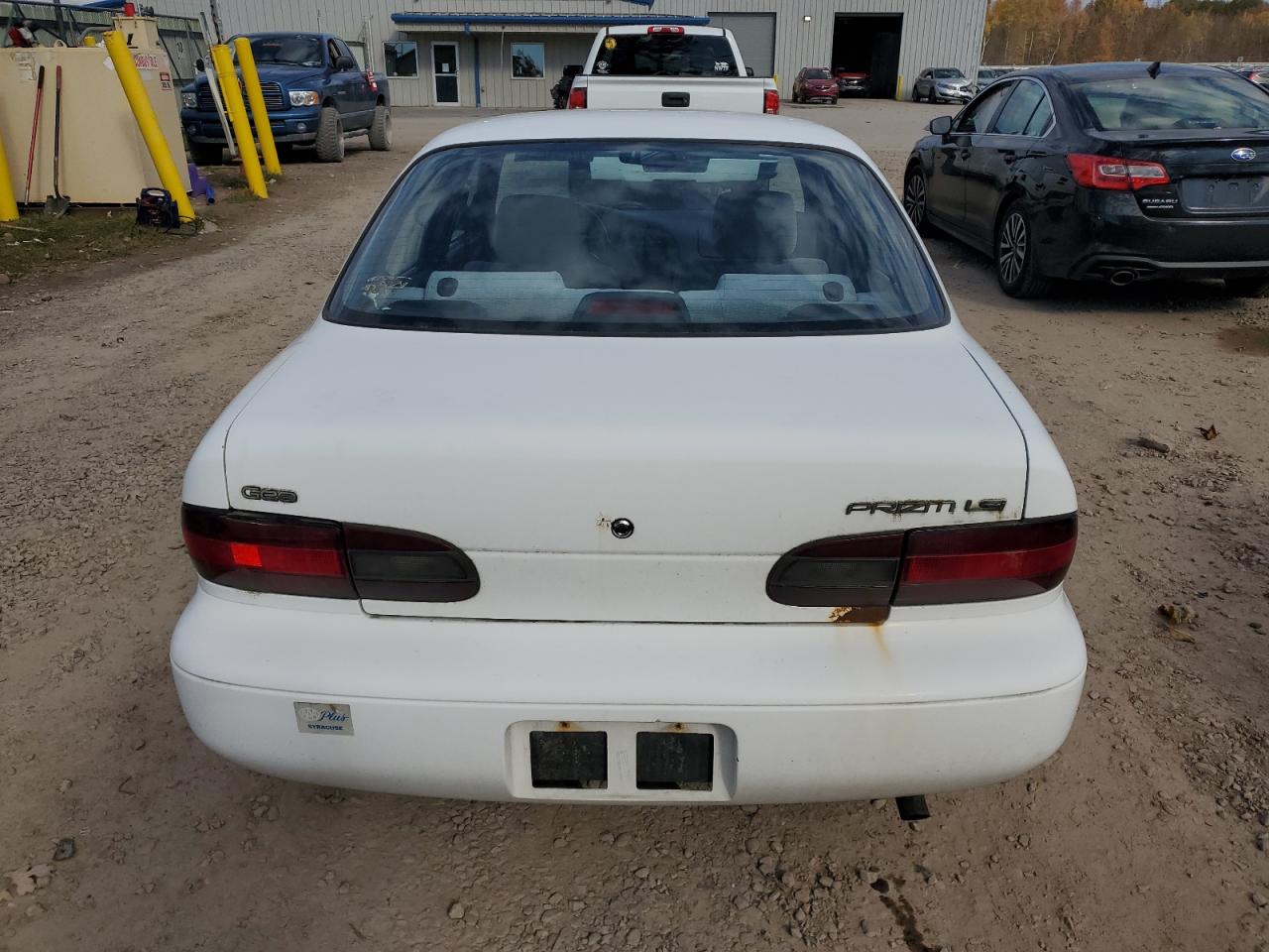 1Y1SK5261TZ028032 1996 Geo Prizm Base