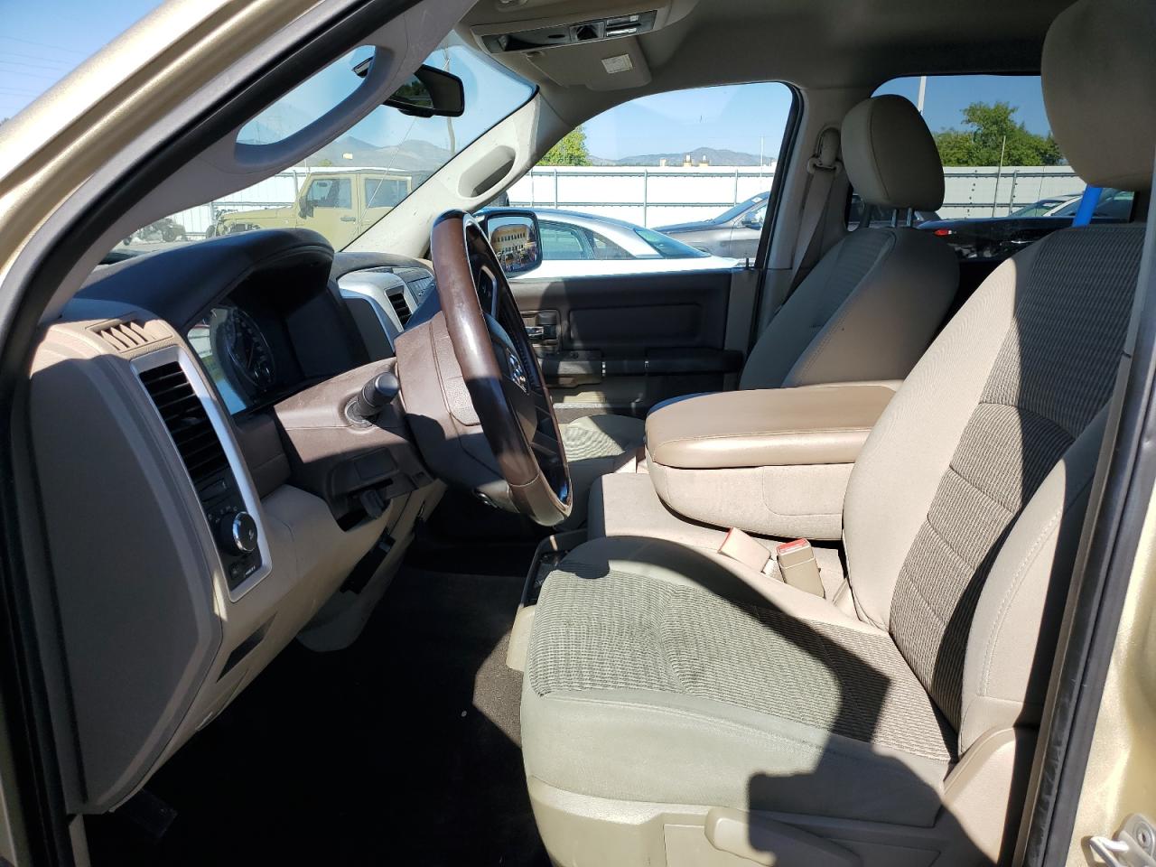 2011 Dodge Ram 1500 VIN: 1D7RV1CT9BS640466 Lot: 74093944