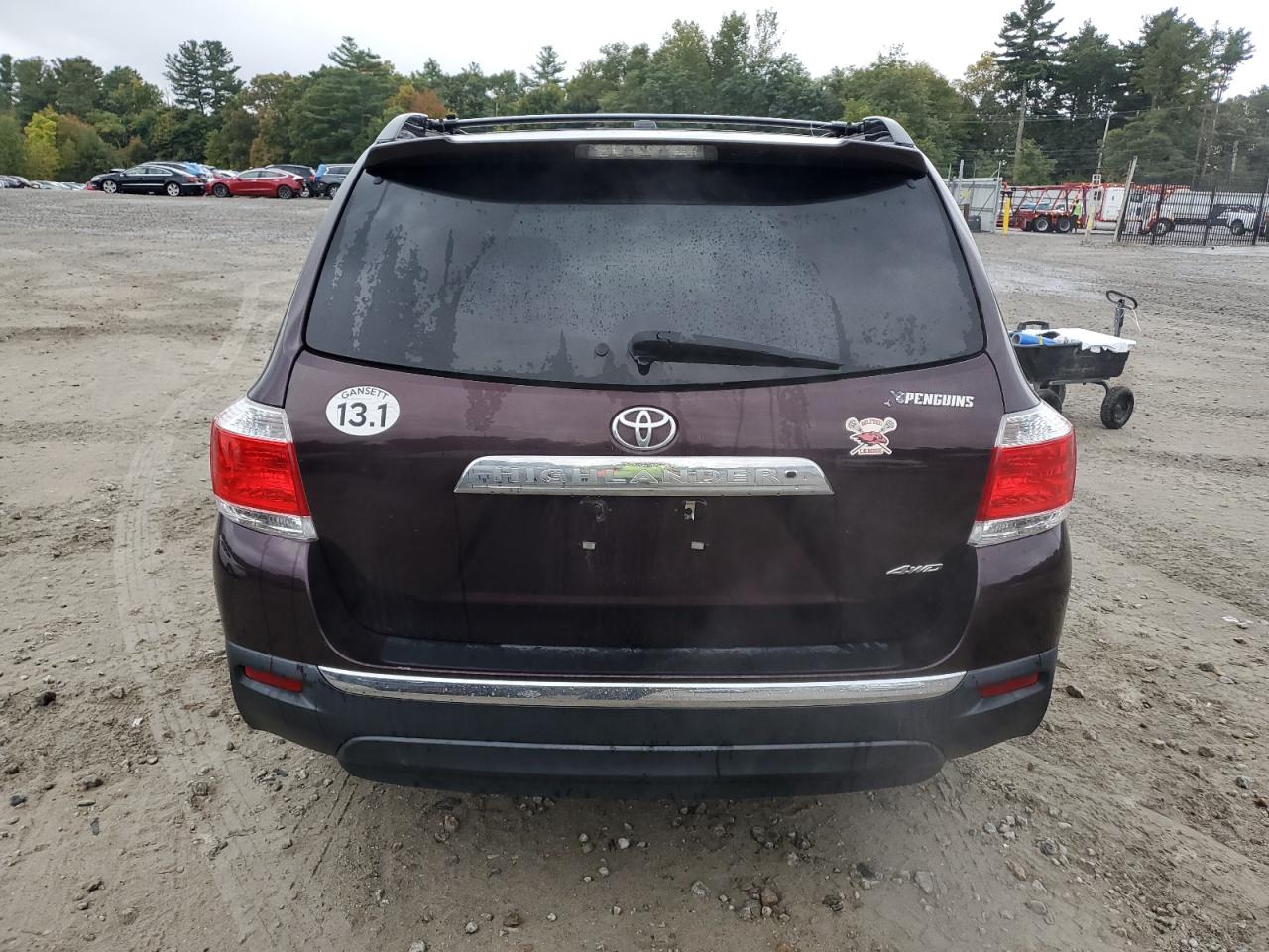 5TDBK3EH4DS234910 2013 Toyota Highlander Base