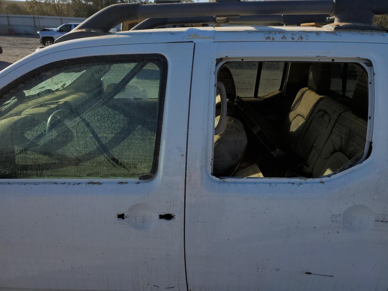 2016 Nissan Navara (Frontier) - Image 12