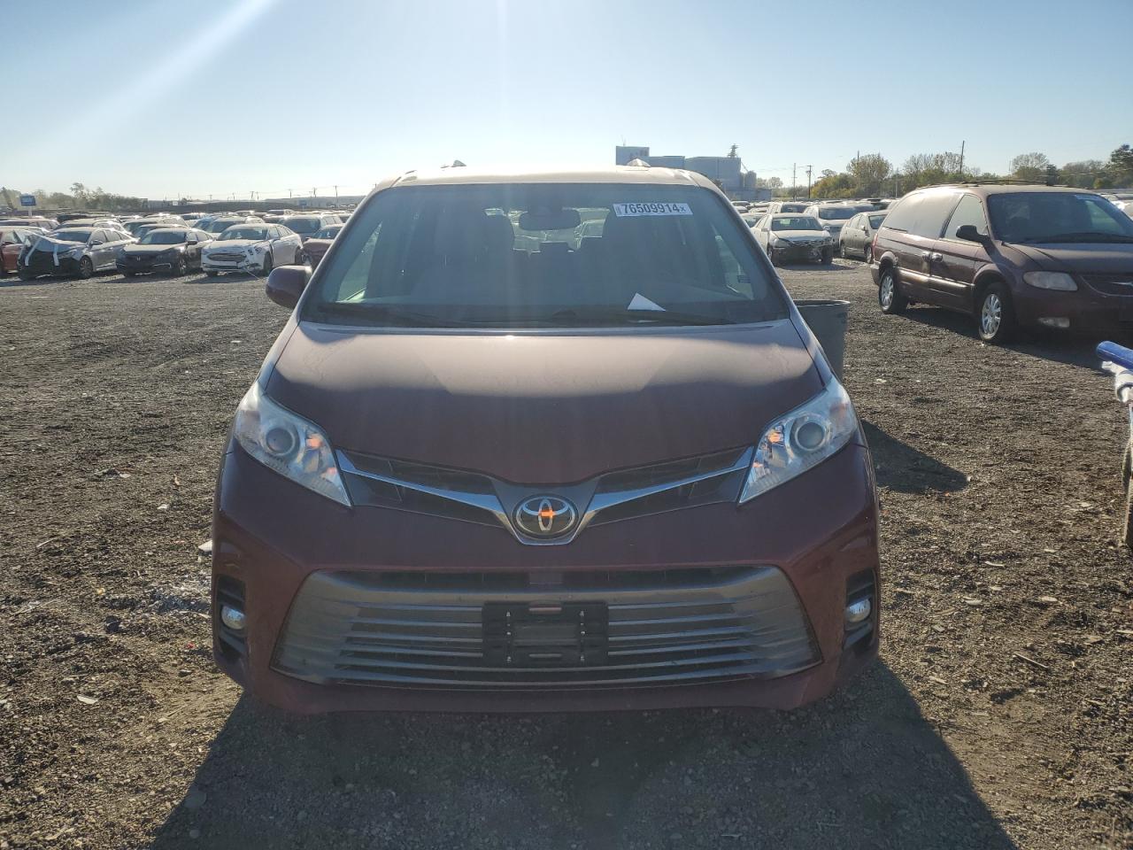 2020 Toyota Sienna - Image 5