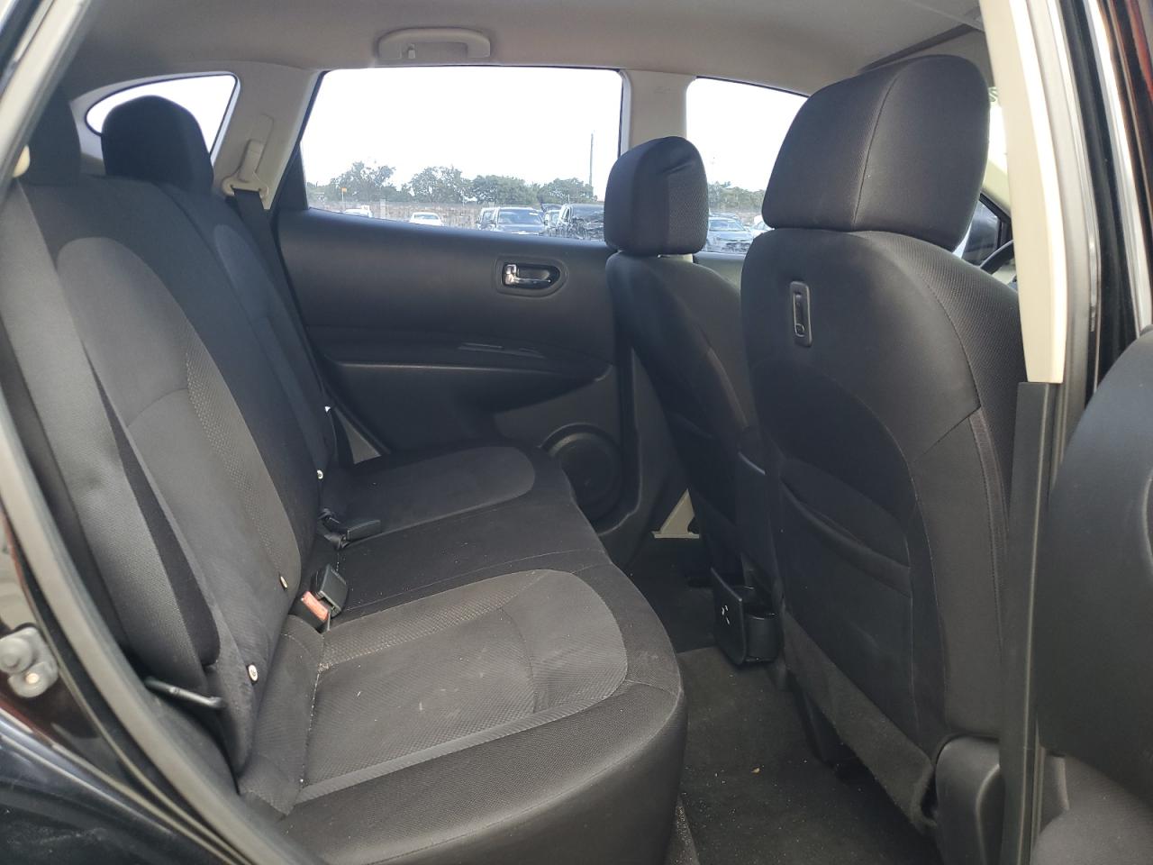 2012 Nissan Rogue - Image 11
