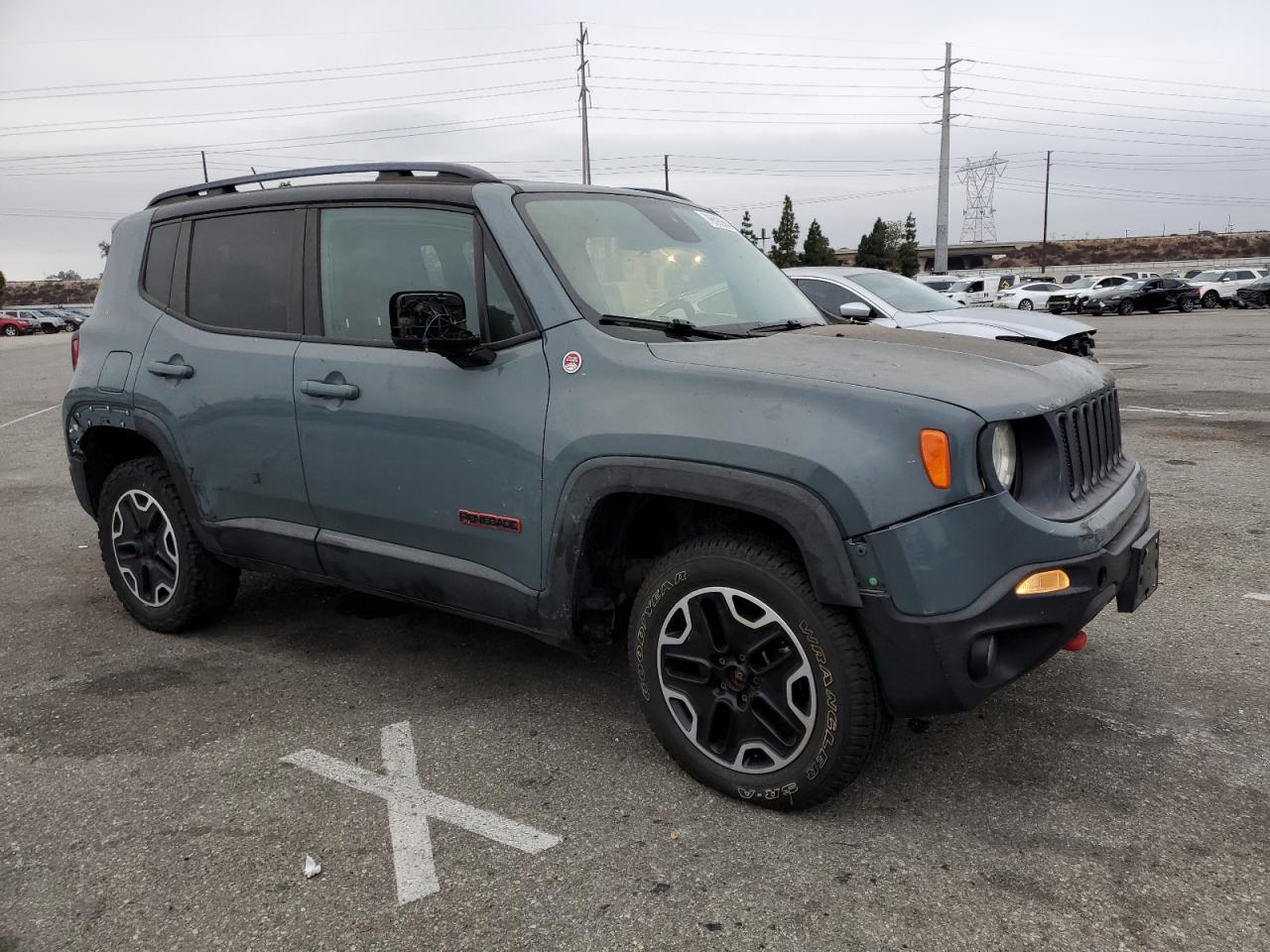 VIN ZACCJBCT0FPB70616 2015 JEEP RENEGADE no.4