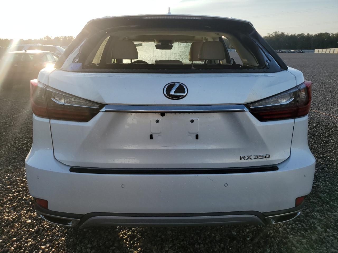 2022 Lexus RX - Image 6