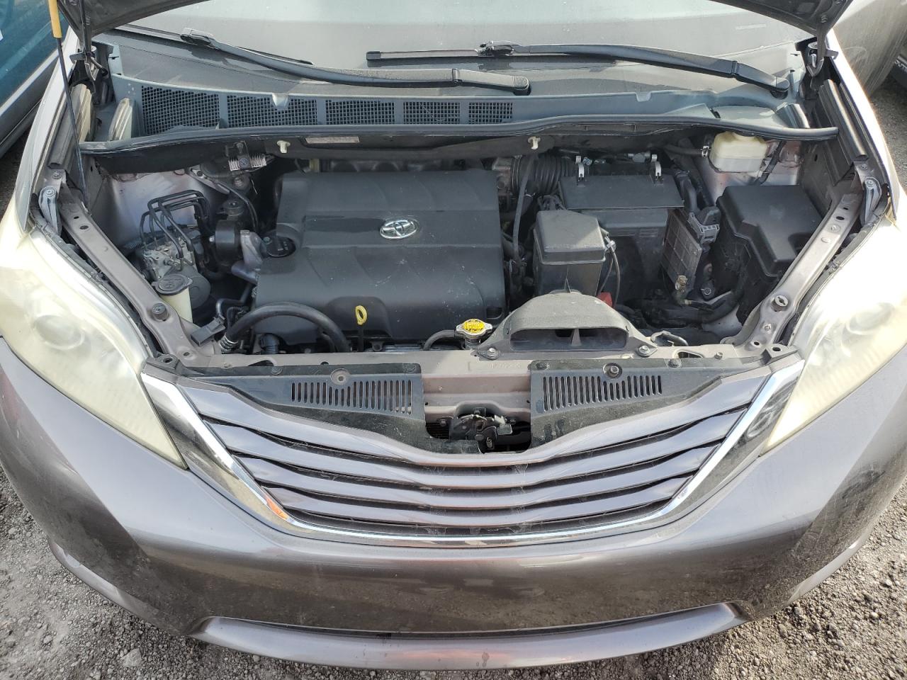 5TDYK3DC4FS607883 2015 Toyota Sienna Xle