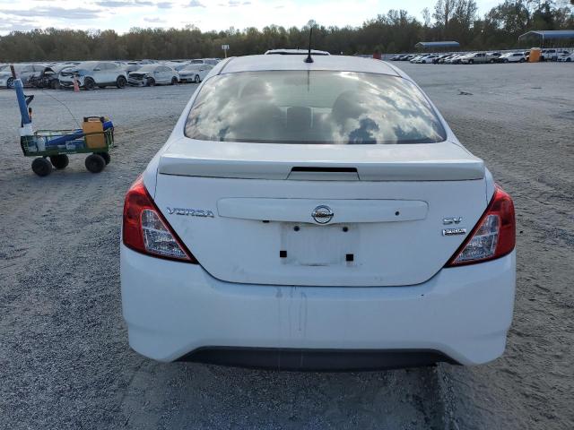  NISSAN VERSA 2017 White