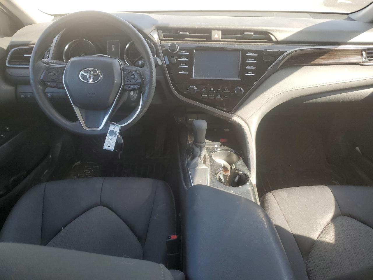 4T1B11HK2KU263065 2019 Toyota Camry L