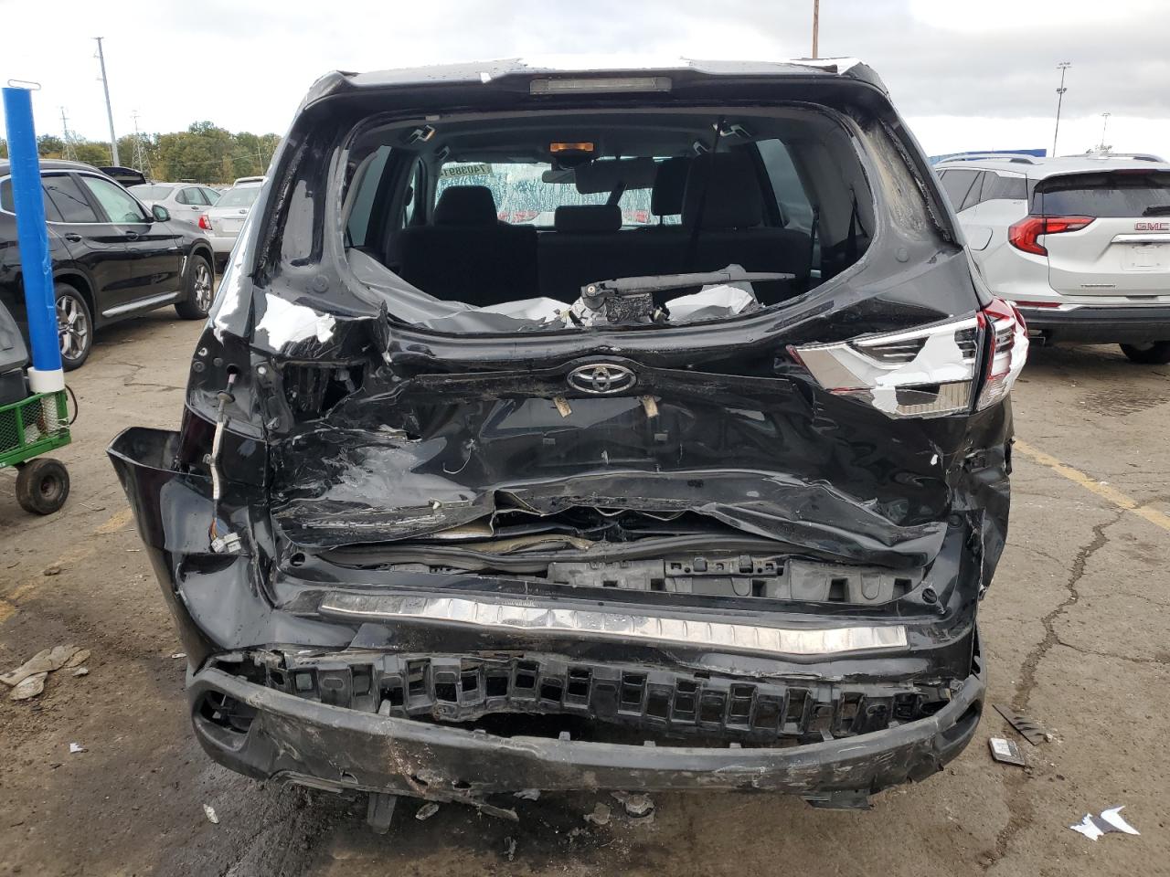 2019 Toyota Highlander Le VIN: 5TDZARFH7KS043451 Lot: 74038914