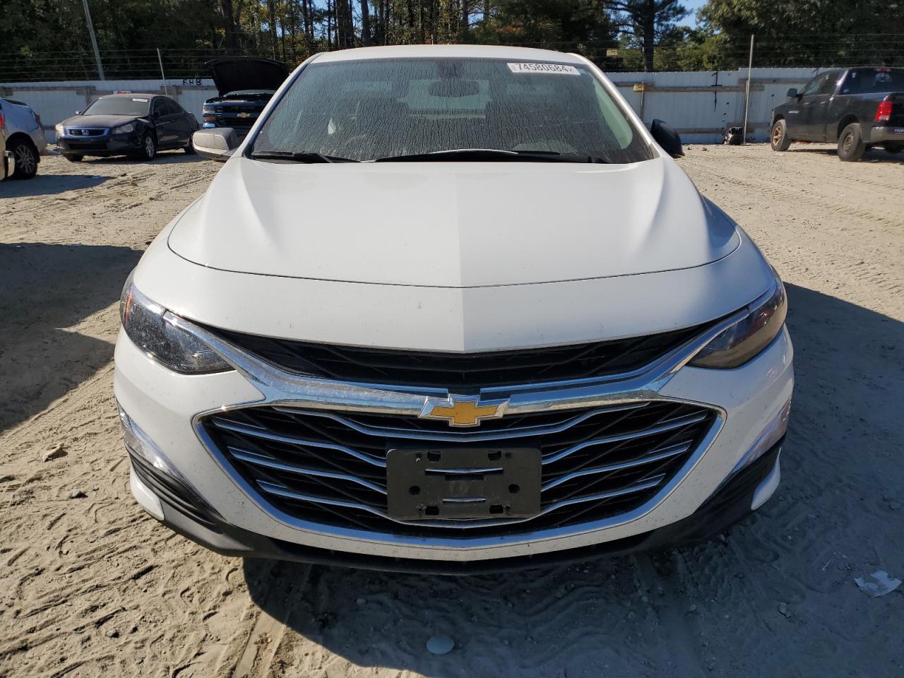 2022 Chevrolet Malibu - Image 5