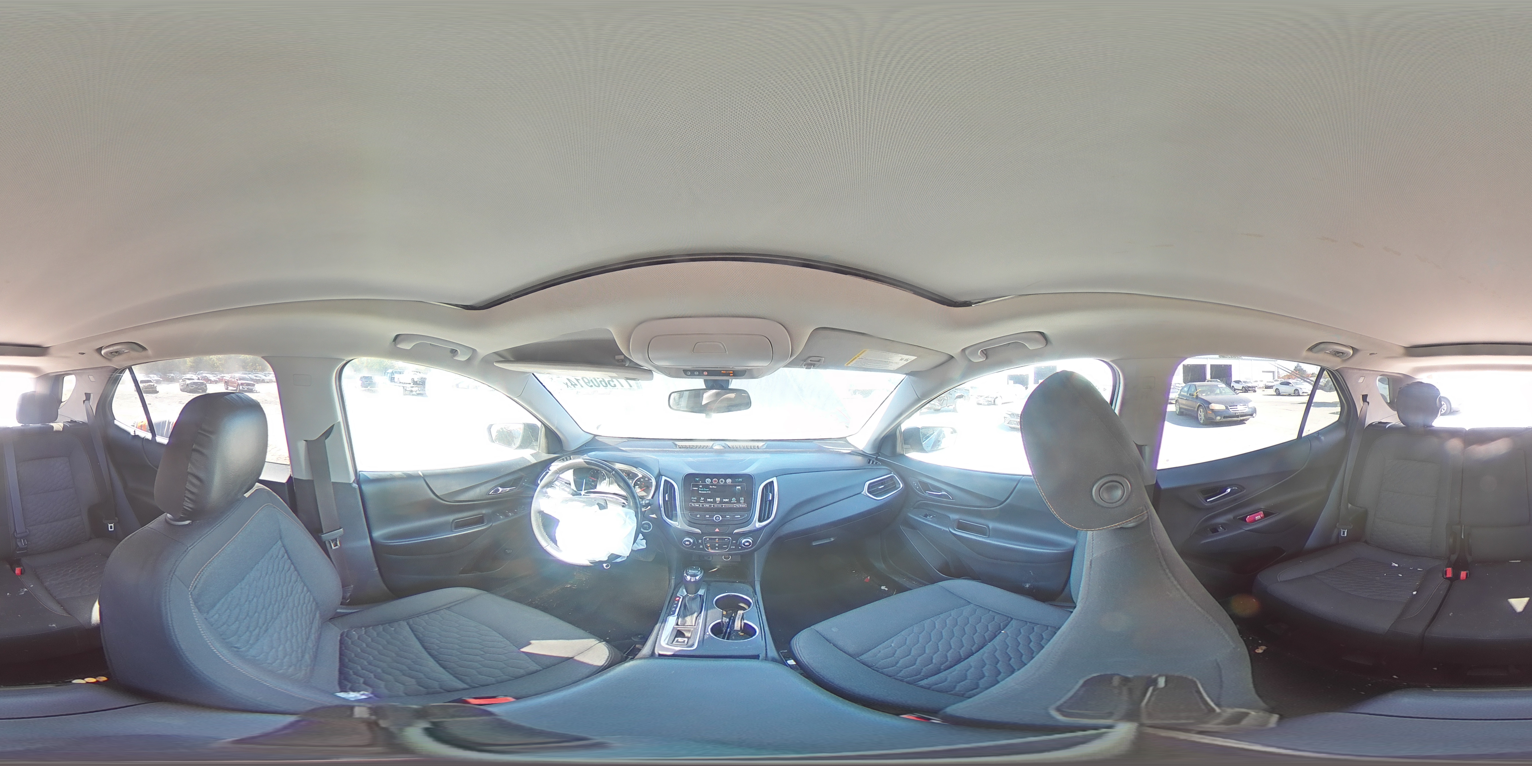 2018 Chevrolet Equinox - Image 13