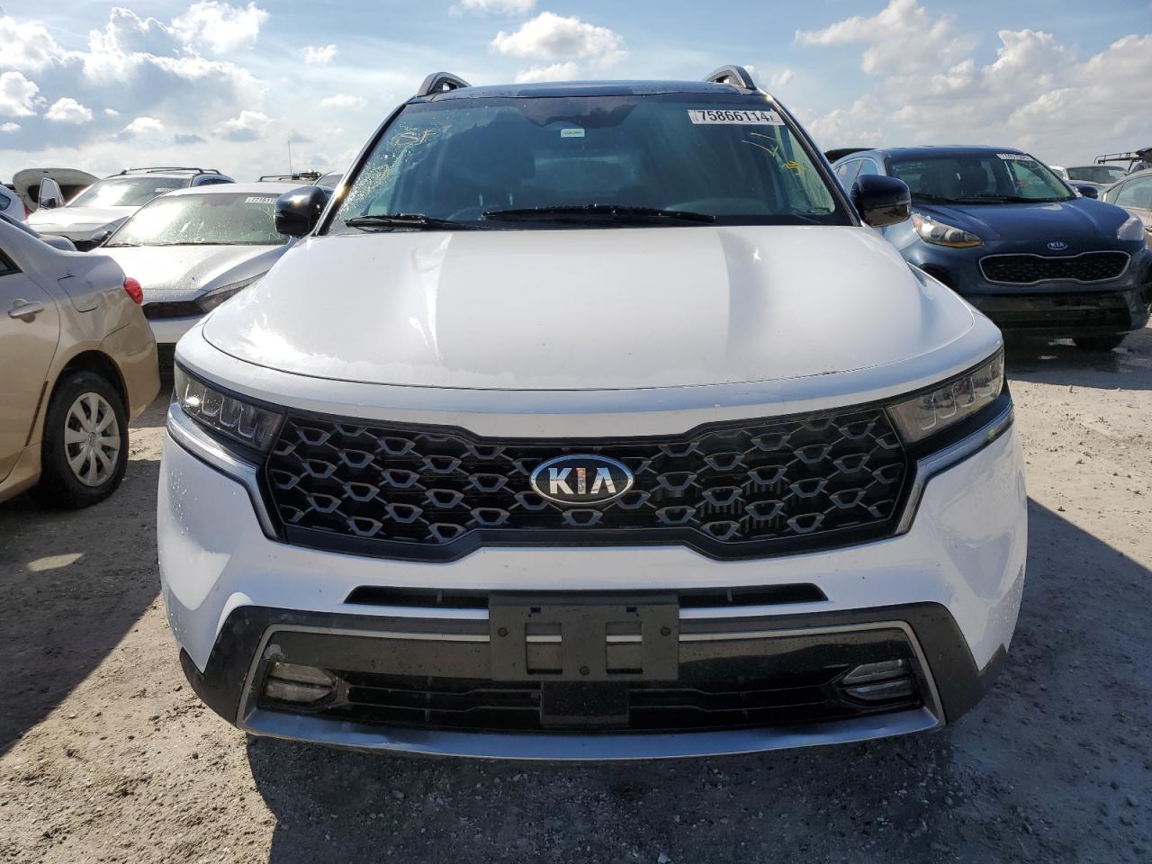 2021 Kia Sorento - Image 5