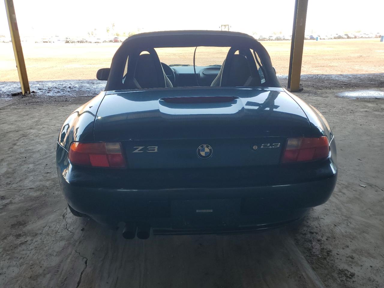 1999 BMW Z3 2.3 VIN: 4USCH9336XLF81302 Lot: 75688304