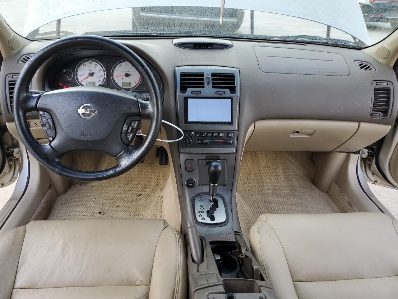 JN1DA31D22T200500 2002 Nissan Maxima Gle