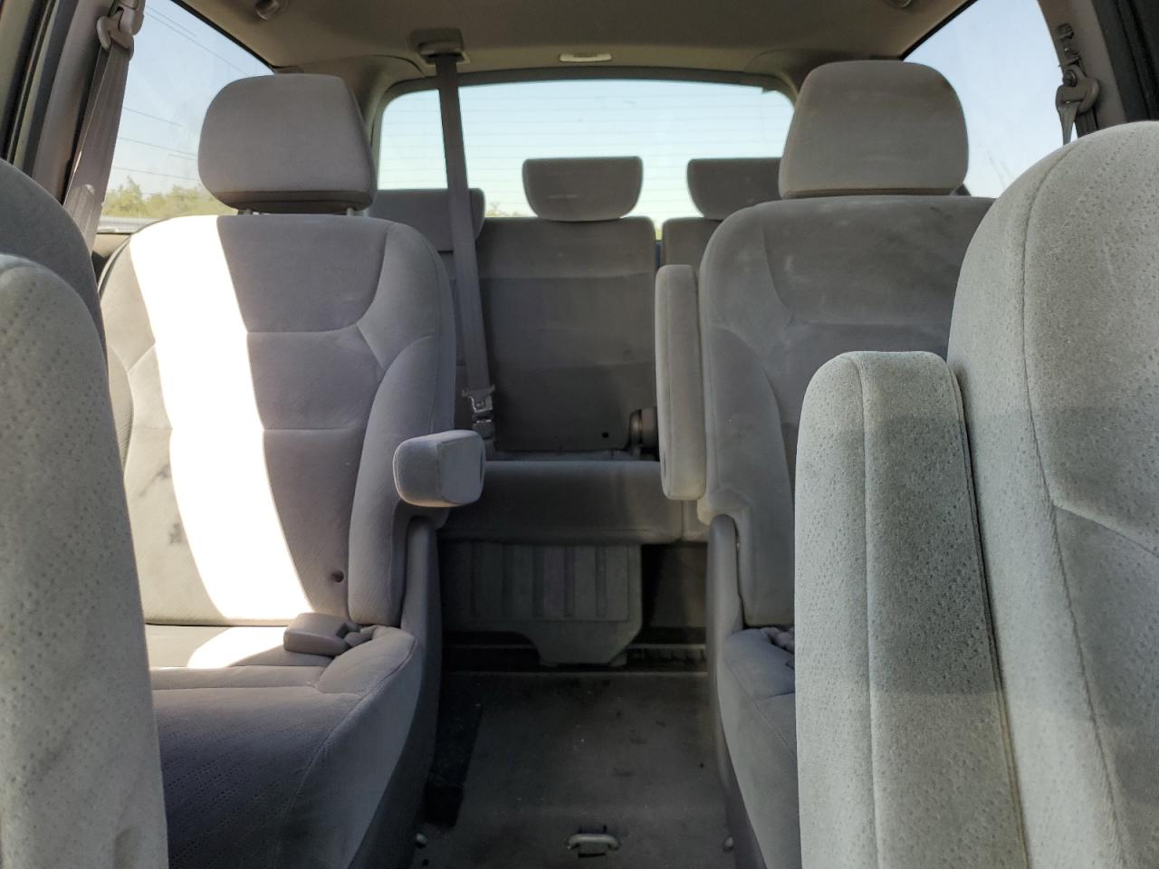 2010 Honda Odyssey - Image 10