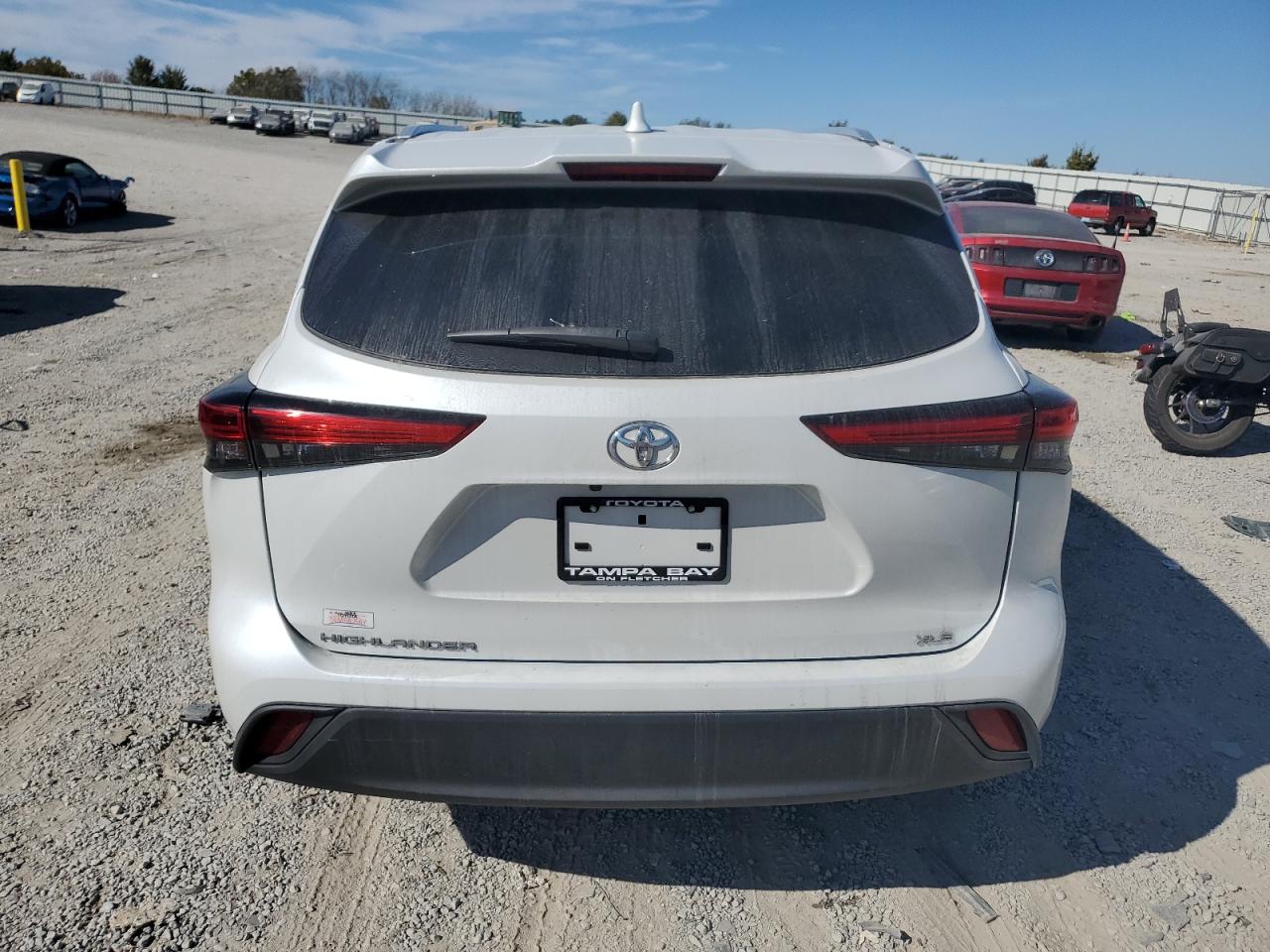 2022 Toyota Highlander Xle VIN: 5TDGZRAH2NS542525 Lot: 77203464