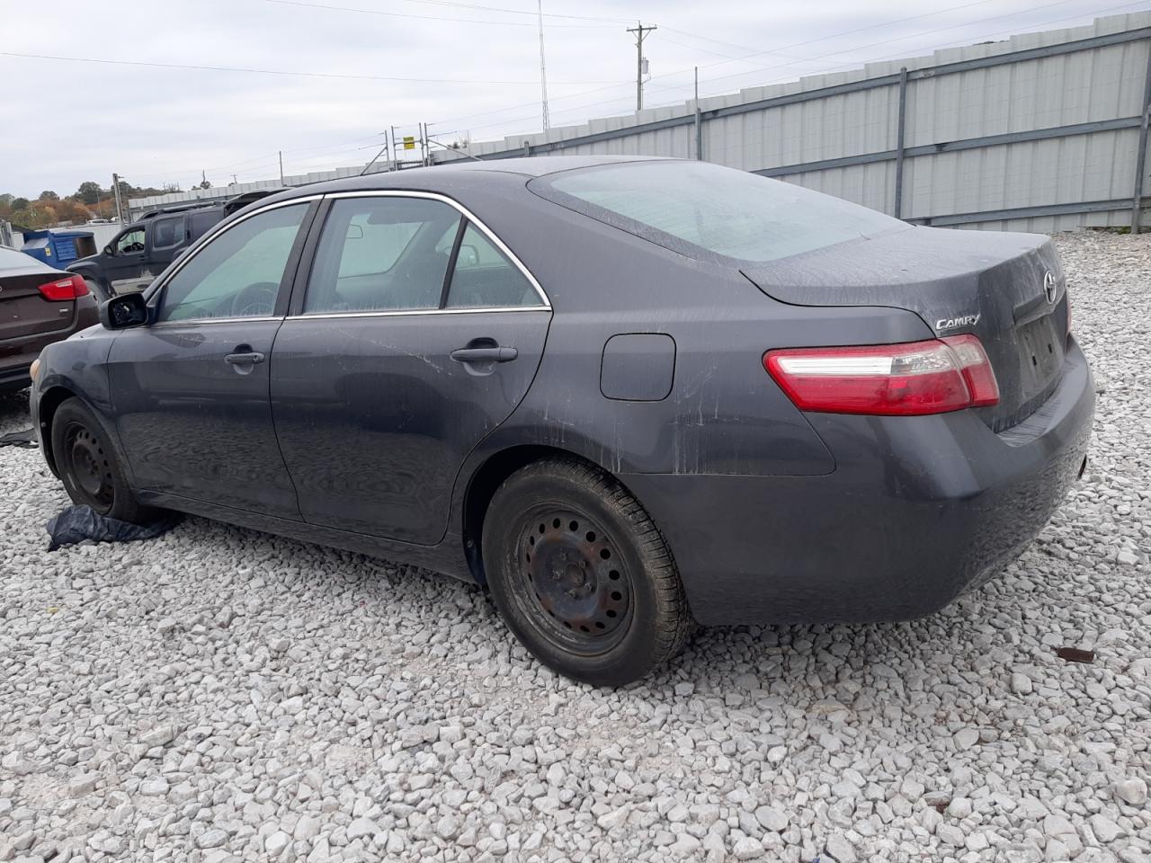 2009 Toyota Camry - Image 2