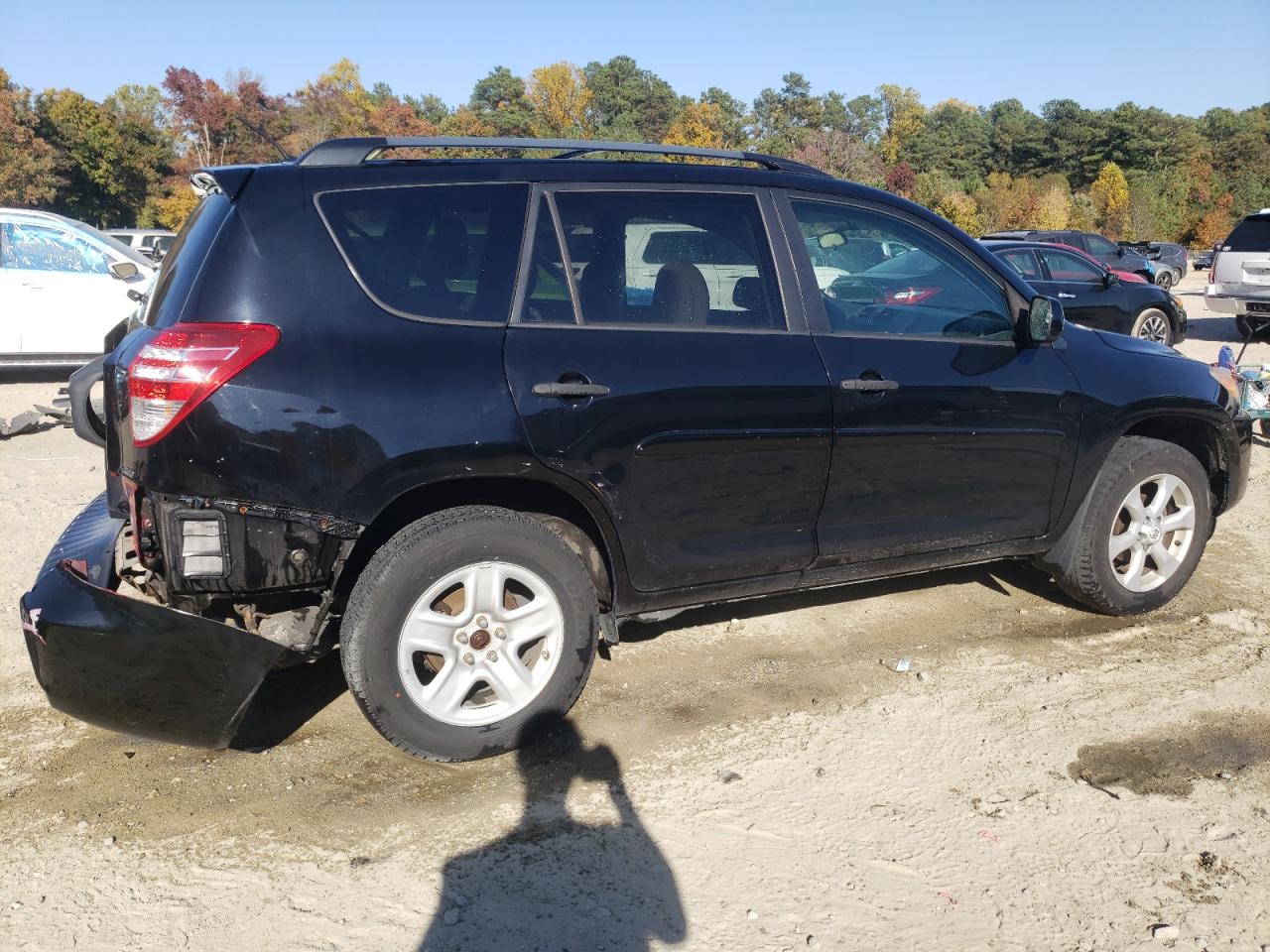 2011 Toyota RAV 4 - Image 3