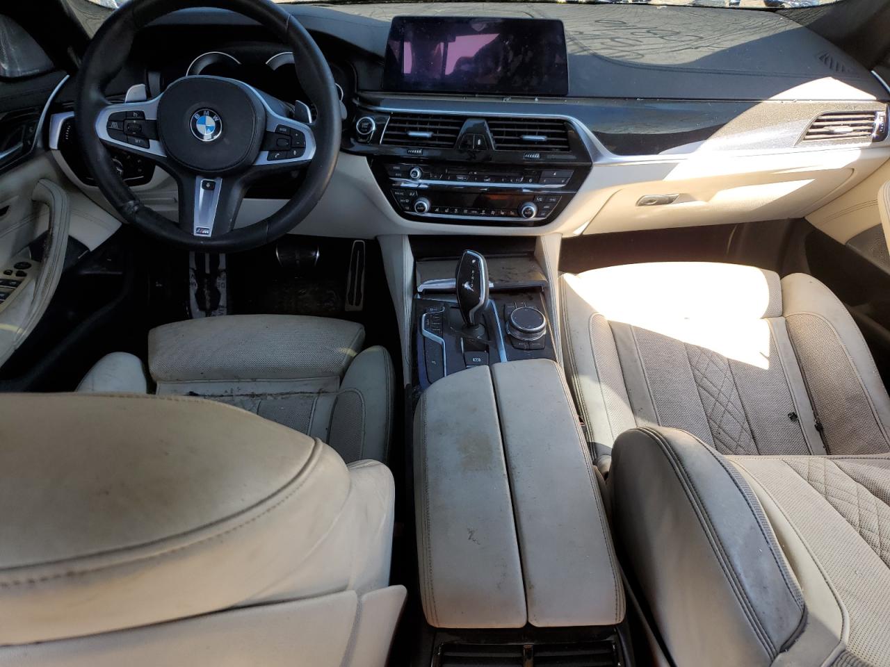 WBAJB9C54JB287050 2018 BMW M550Xi