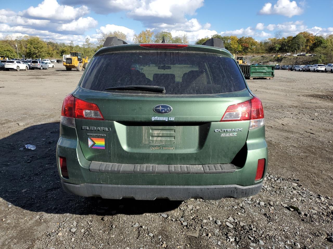 2014 Subaru Outback - Image 6