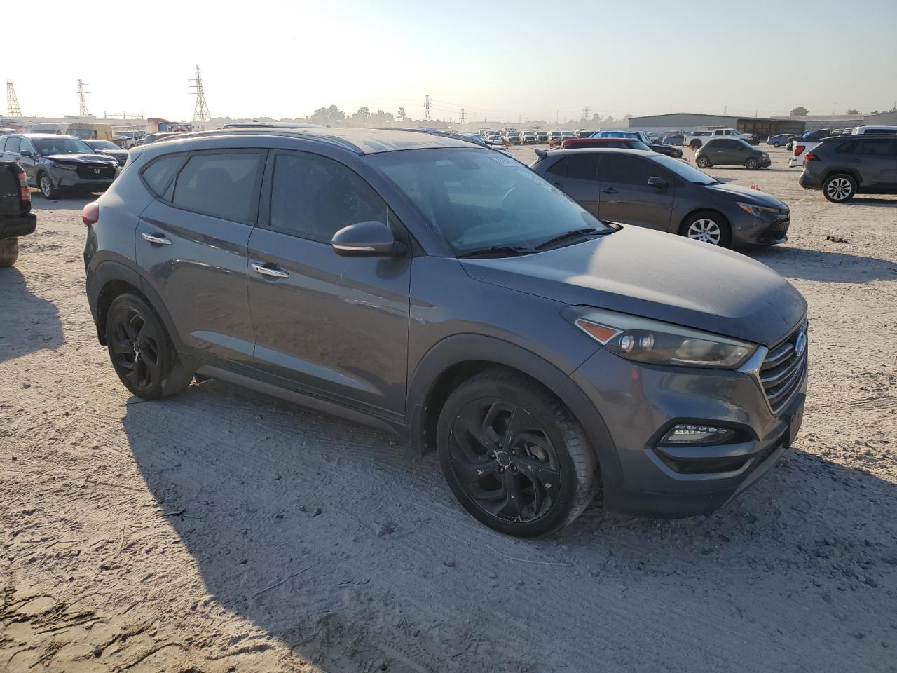 KM8J33A20GU231198 2016 Hyundai Tucson Limited