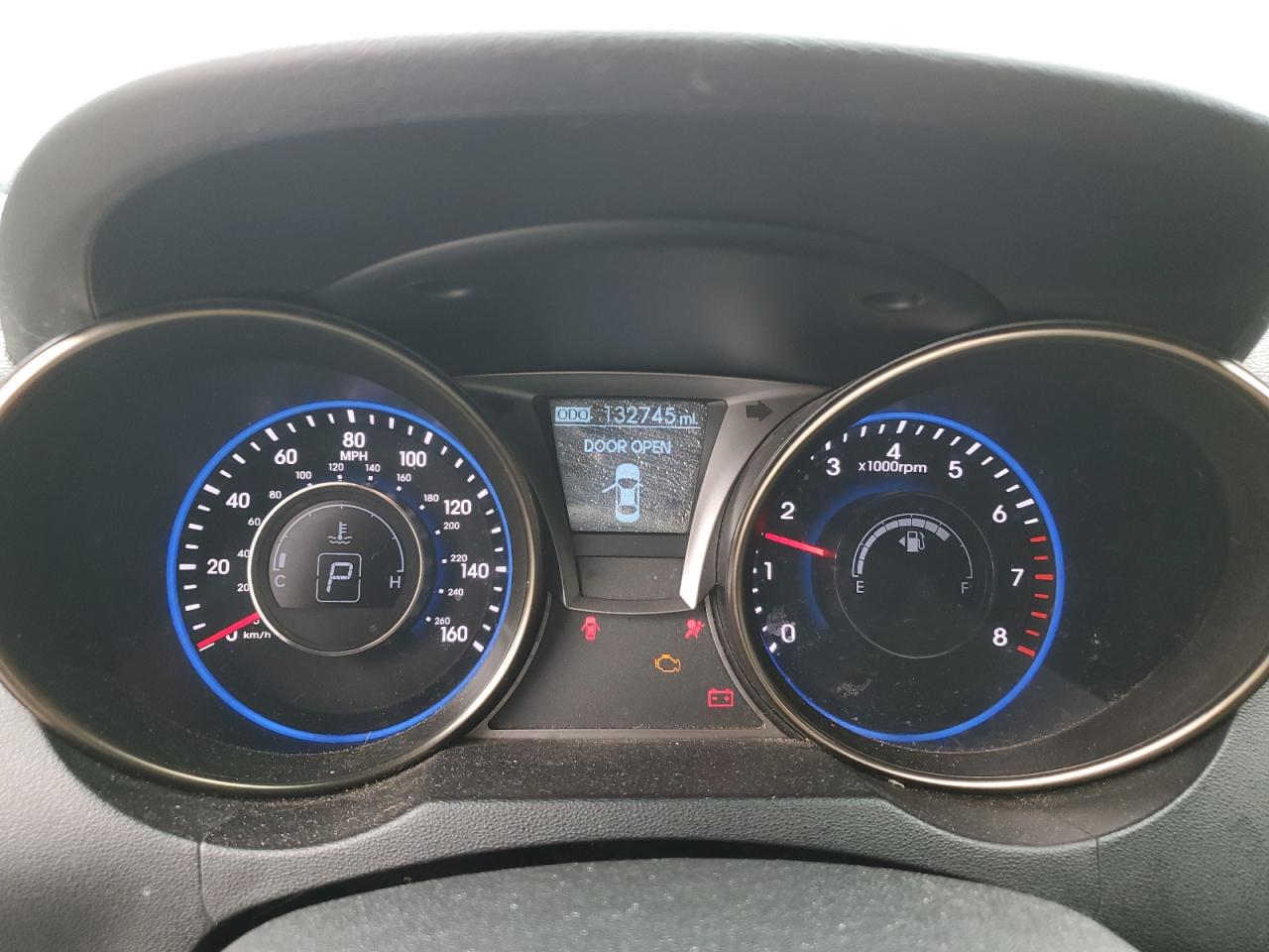 2013 Hyundai Genesis - Image 9