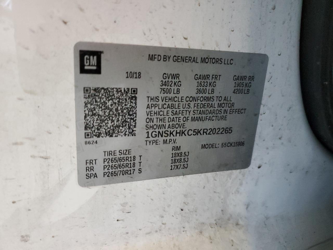 2019 Chevrolet Suburban - Image 15