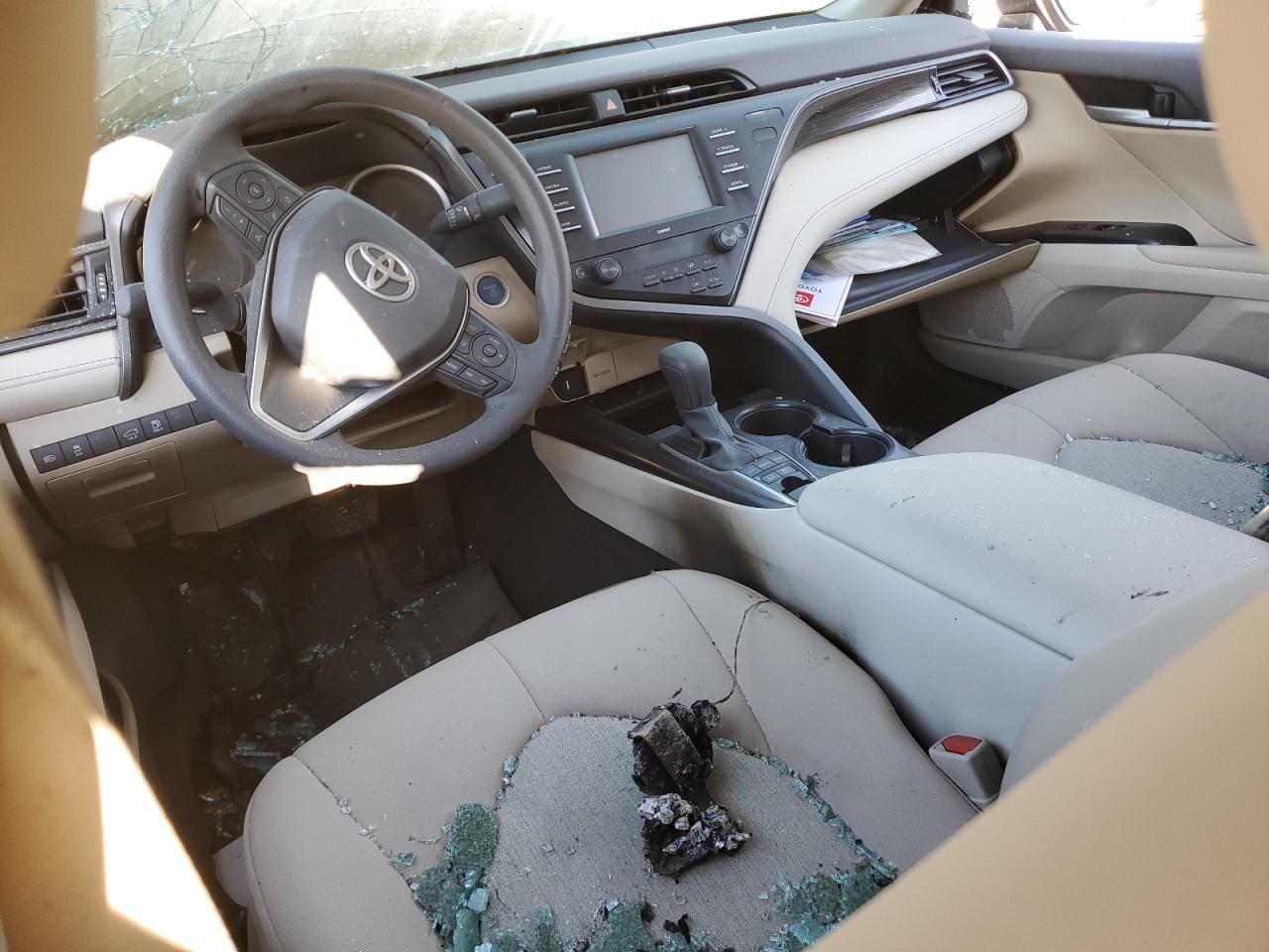 2020 Toyota Camry - Image 8
