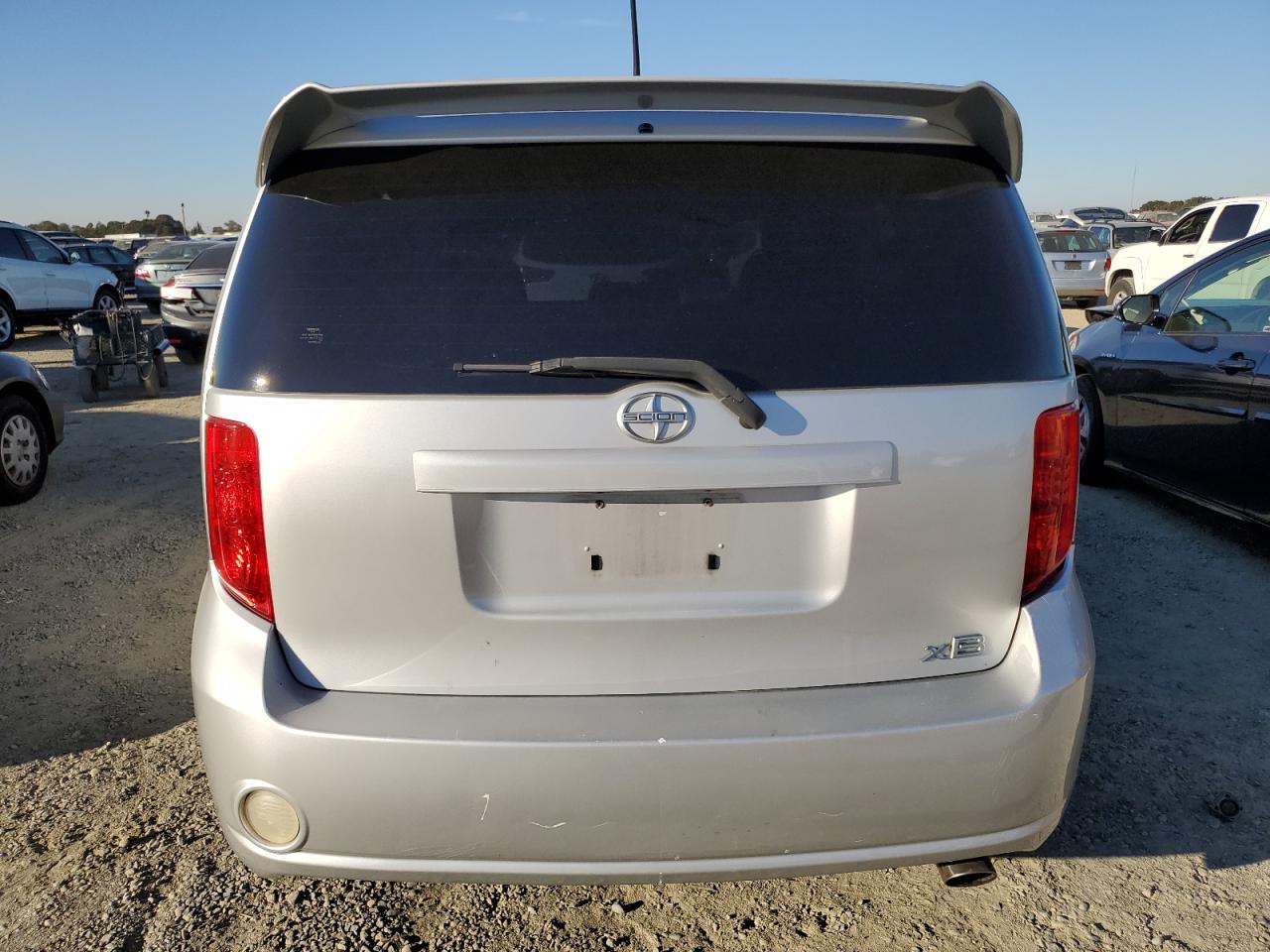 2008 Toyota Scion Xb VIN: JTLKE50E581015705 Lot: 77486534