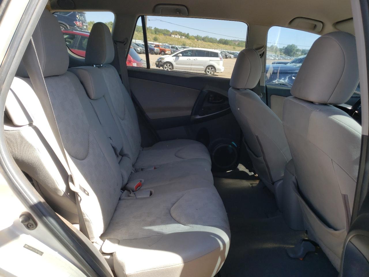 2012 Toyota RAV 4 - Image 12