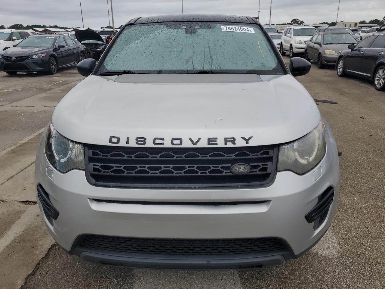 2016 Land Rover Discovery - Image 5