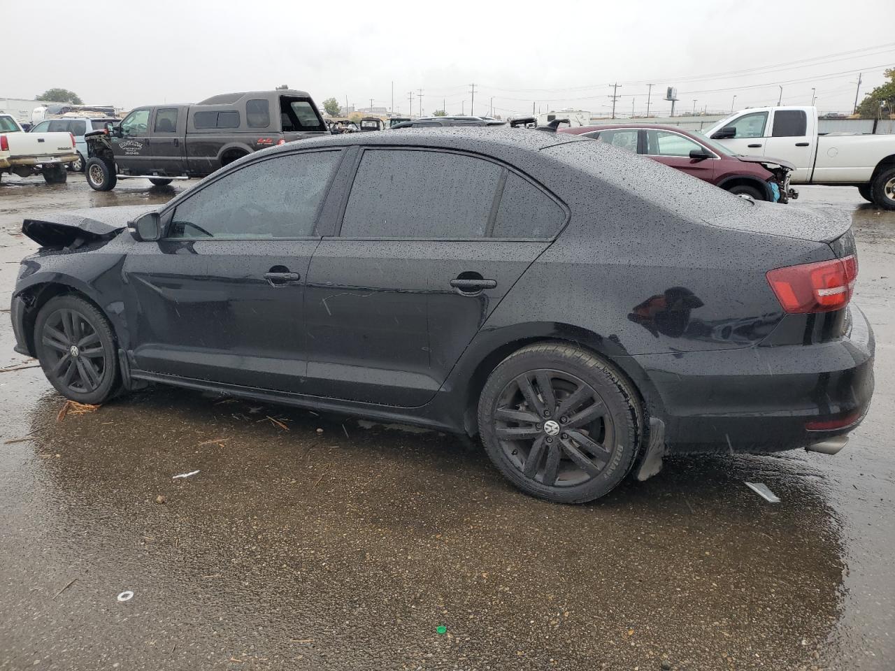2018 Volkswagen Jetta - Image 2