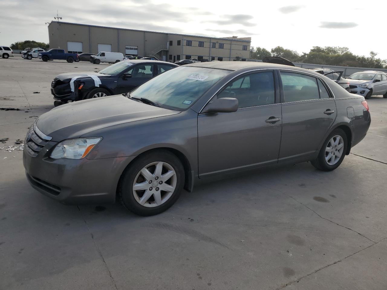 2006 Toyota Avalon Xl VIN: 4T1BK36BX6U124917 Lot: 77005724