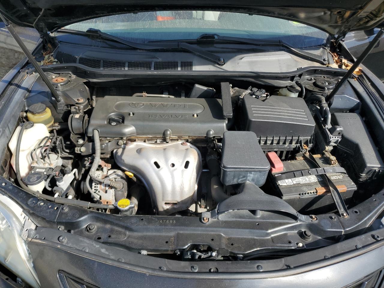 2009 Toyota Camry - Image 11