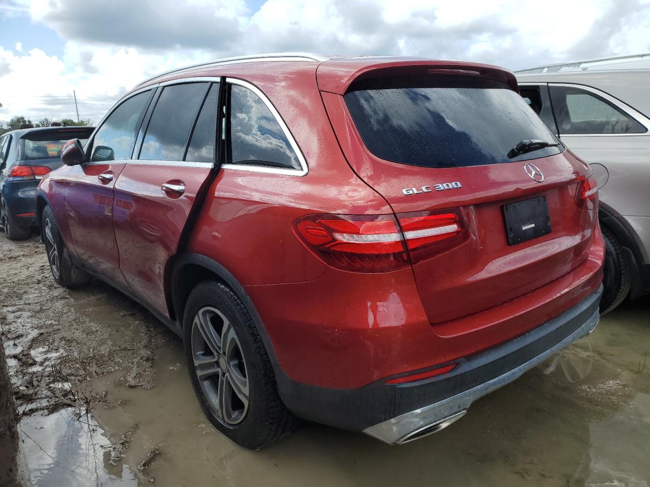 2017 Mercedes-Benz GLC - Image 2