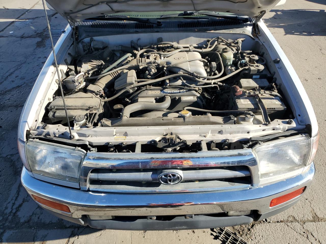 JT3HN87R3W9017634 1998 Toyota 4Runner Limited