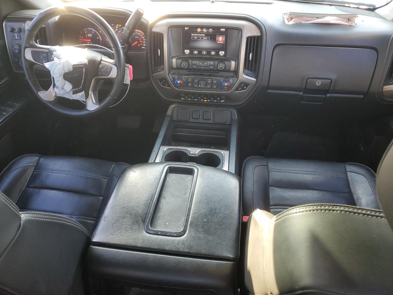 1GT120E8XFF133562 2015 GMC Sierra K2500 Denali