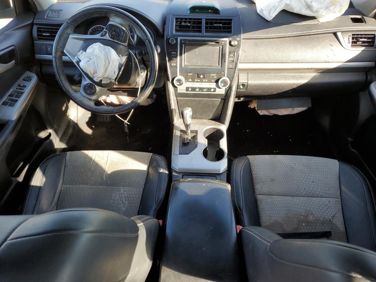 2014 Toyota Camry - Image 8