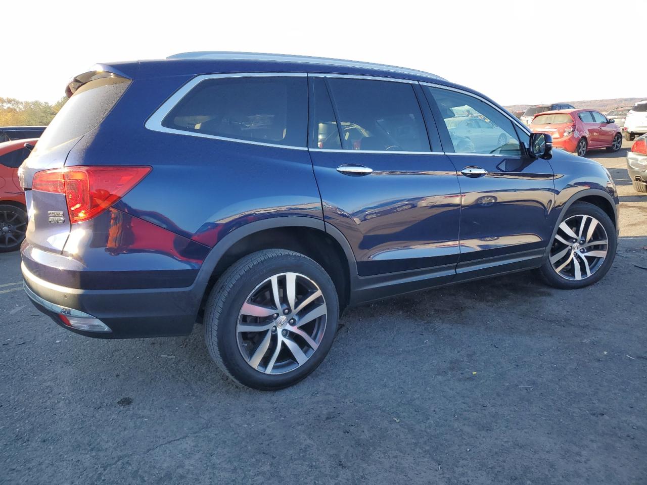 2018 Honda Pilot Touring VIN: 5FNYF6H96JB034406 Lot: 77659984