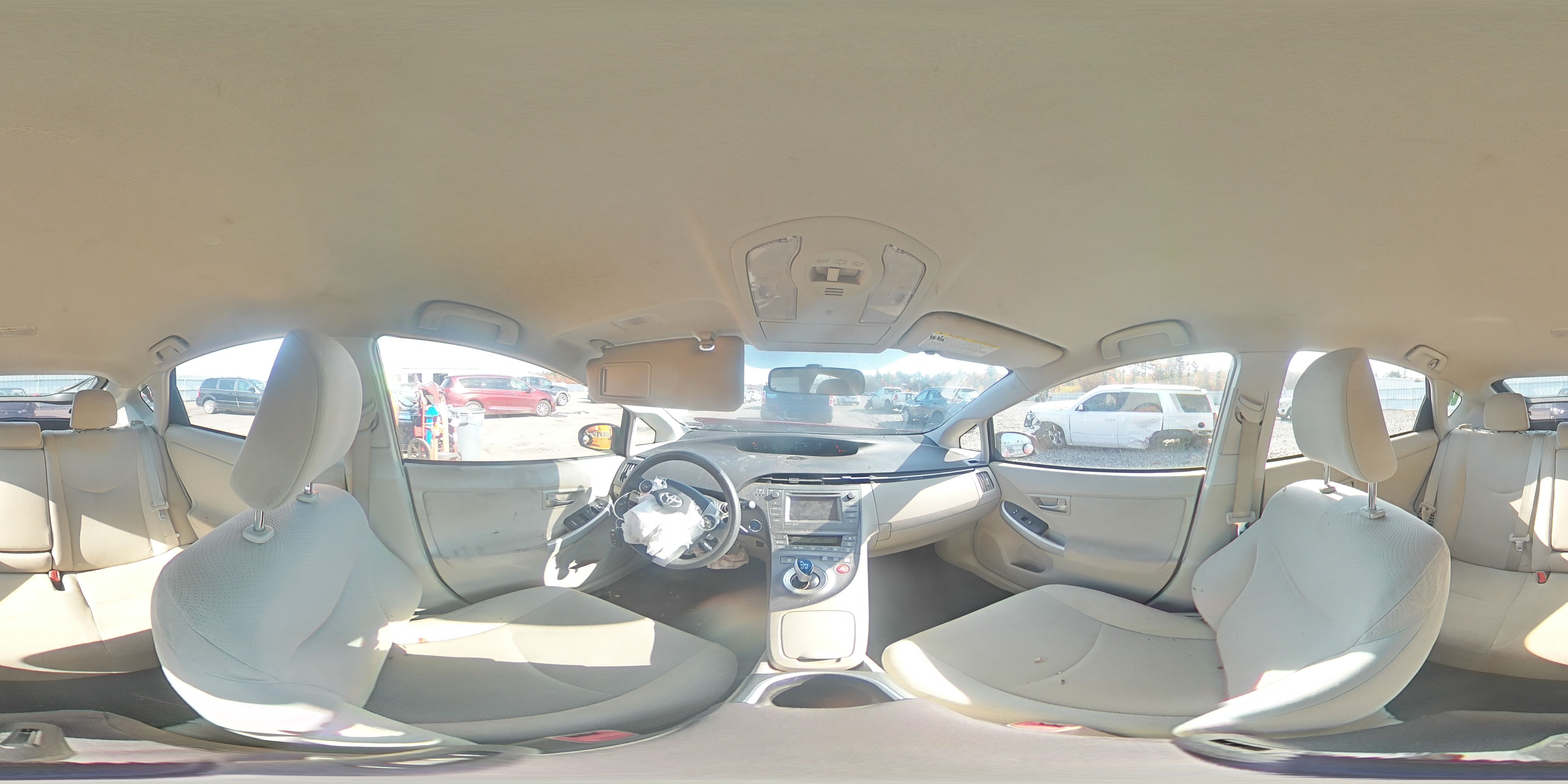 2012 Toyota Prius - Image 14