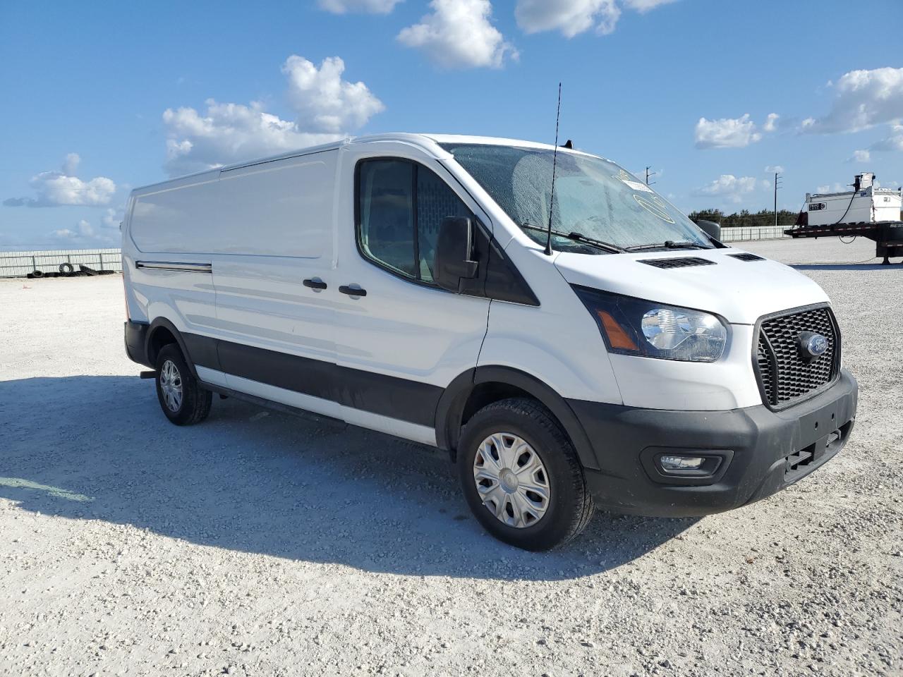 2021 Ford Transit - Image 4