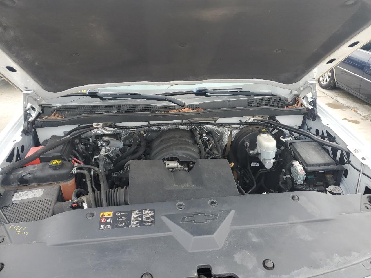 2015 Chevrolet Silverado - Image 11