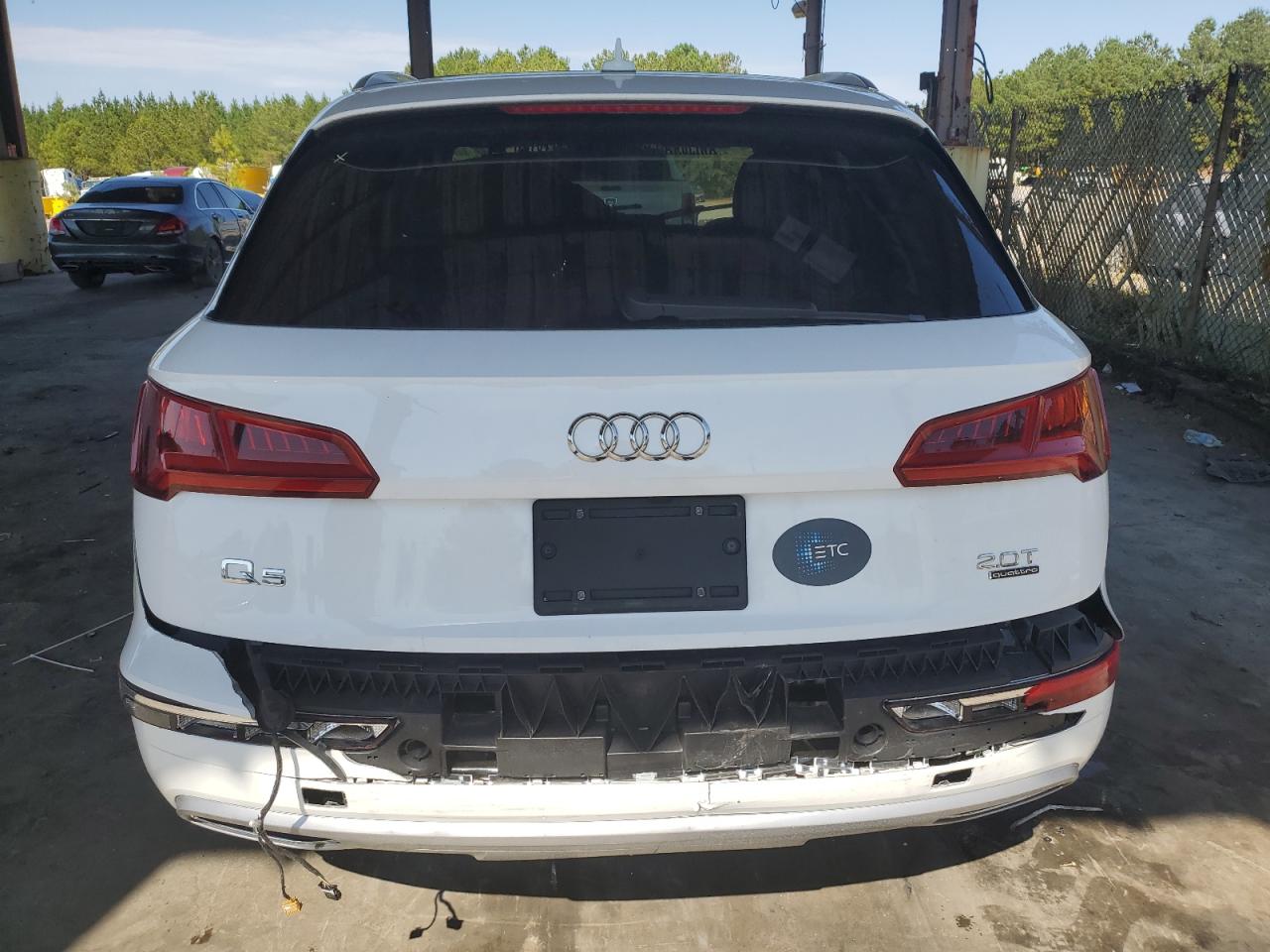 2018 Audi Q5 Premium VIN: WA1ANAFYXJ2064586 Lot: 73351644