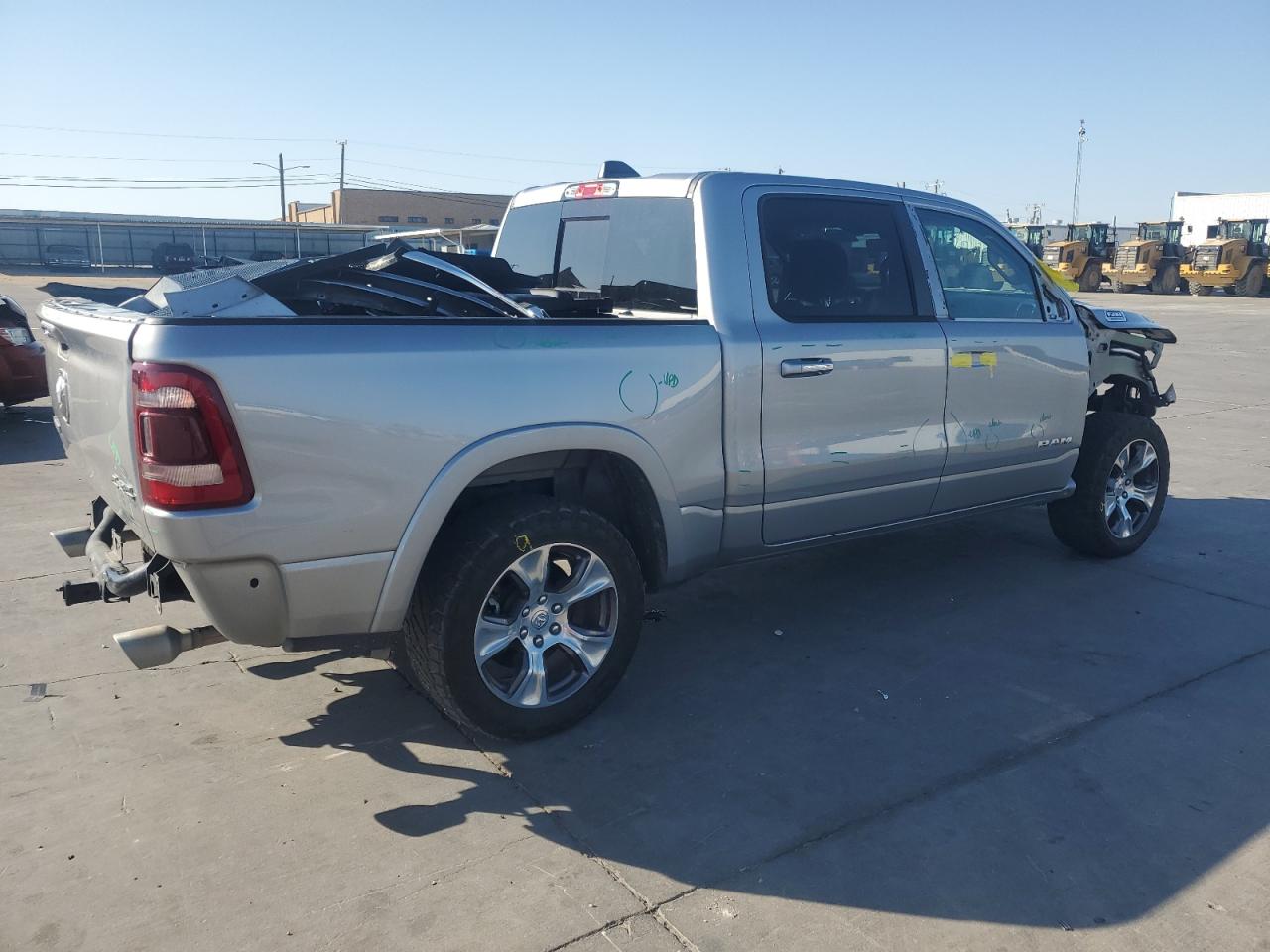 2022 RAM 1500 - Image 3