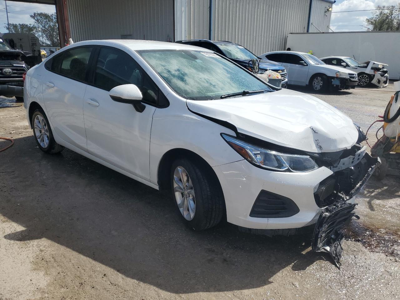 2019 Chevrolet Cruze Ls VIN: 1G1BC5SM2K7120897 Lot: 78475984