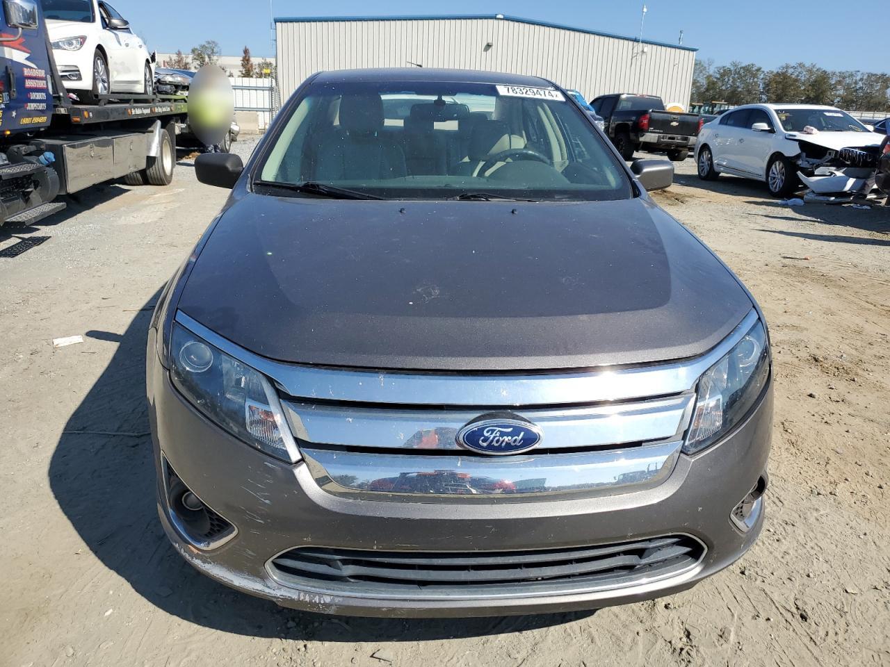 2010 Ford Fusion - Image 5