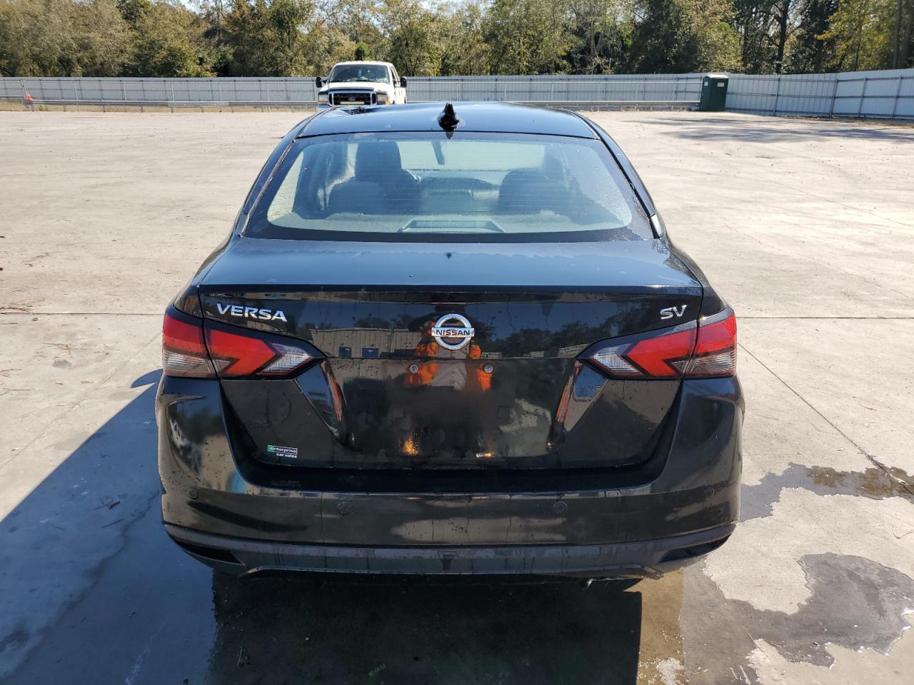 2021 Nissan Versa - Image 6