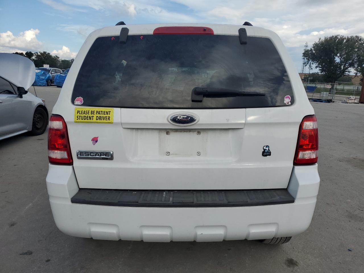 1FMCU03118KA61911 2008 Ford Escape Xlt